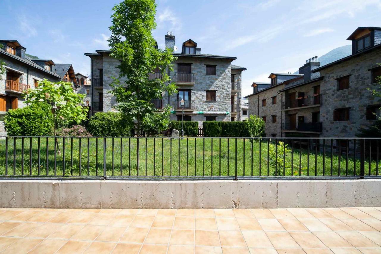 Mincholet, bajo con gran terraza Appartamento Villanova Esterno foto